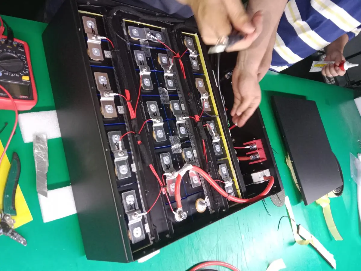 Inside Pictures of LITHIUM BATTERY 4