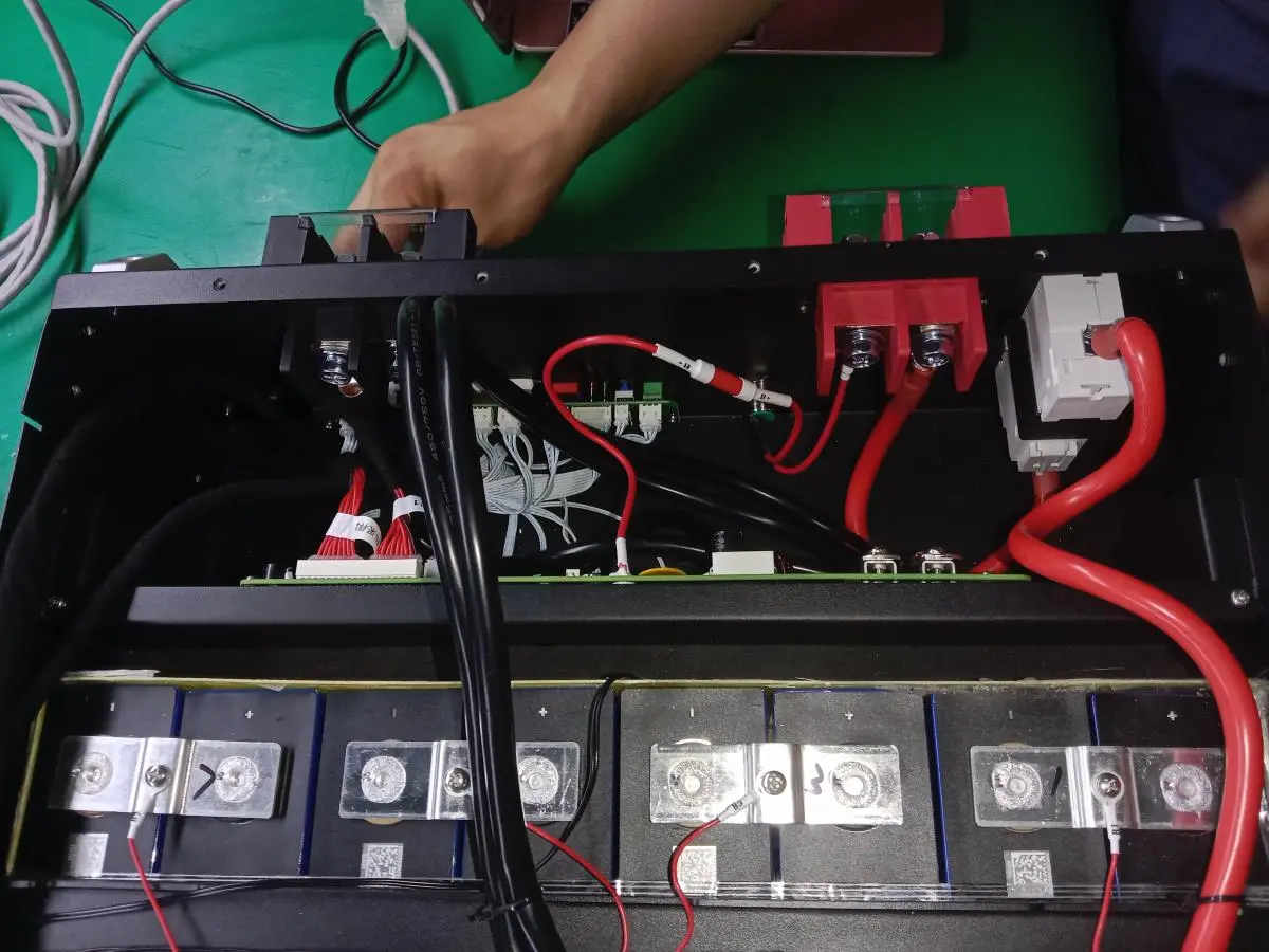 Inside Pictures of LITHIUM BATTERY 1