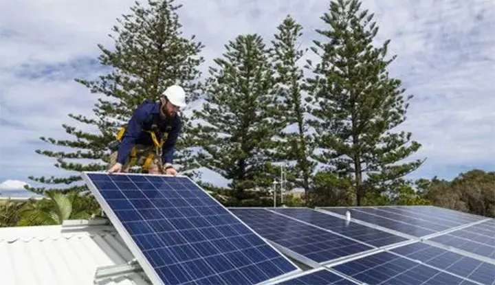 How to keep longer life of the solar power system?